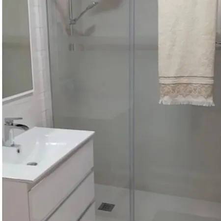 Ronda Iv Apartment *